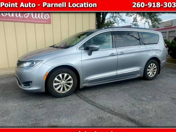 CHRYSLER PACIFICA 2017 2C4RC1BG6HR654551 image