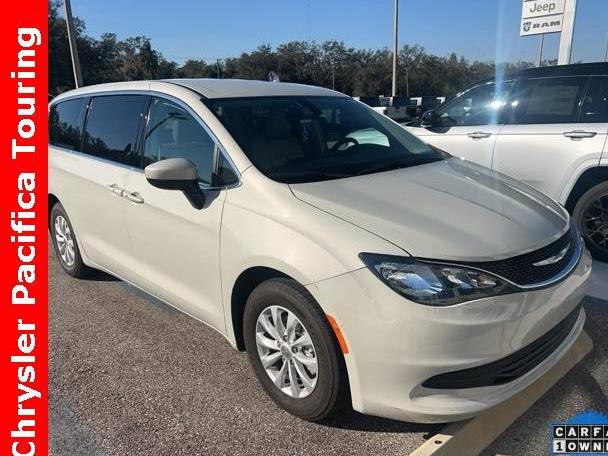 CHRYSLER PACIFICA 2017 2C4RC1DG9HR552593 image