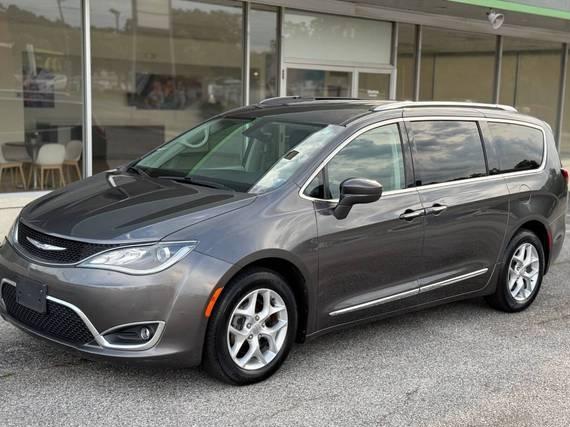 CHRYSLER PACIFICA 2017 2C4RC1EG9HR584863 image