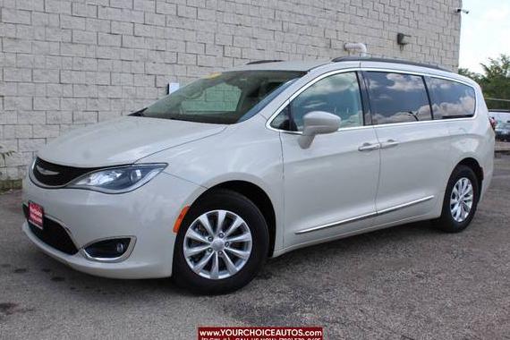 CHRYSLER PACIFICA 2017 2C4RC1BG6HR759249 image