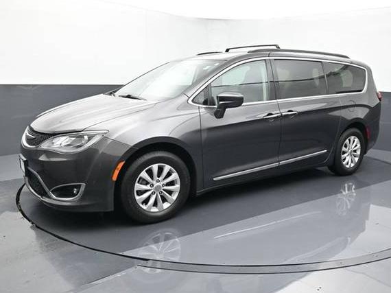 CHRYSLER PACIFICA 2017 2C4RC1BG3HR702992 image