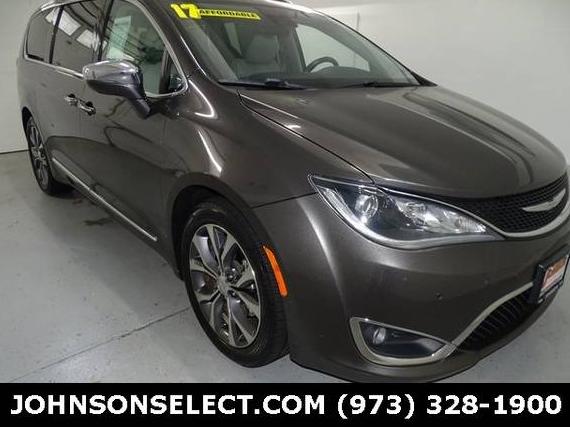 CHRYSLER PACIFICA 2017 2C4RC1GG2HR785680 image