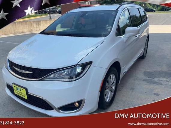 CHRYSLER PACIFICA 2017 2C4RC1BG2HR587544 image