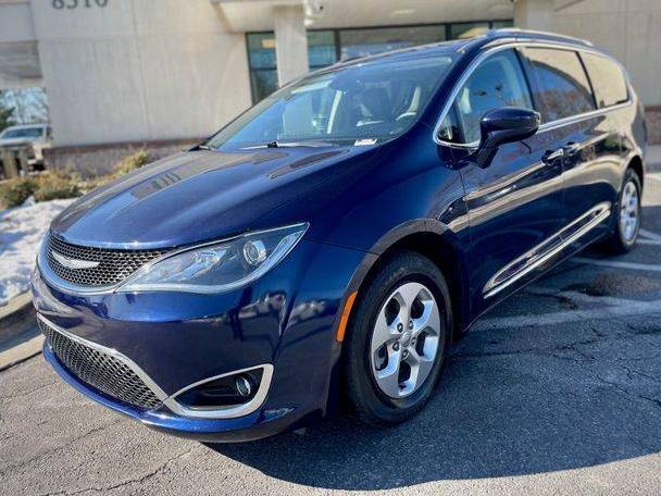 CHRYSLER PACIFICA 2017 2C4RC1EG4HR708392 image