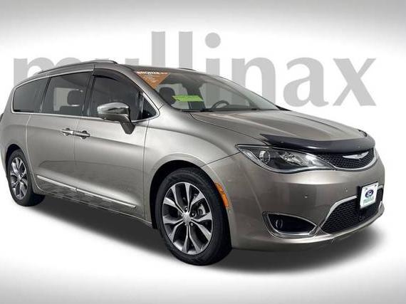 CHRYSLER PACIFICA 2017 2C4RC1GGXHR812558 image