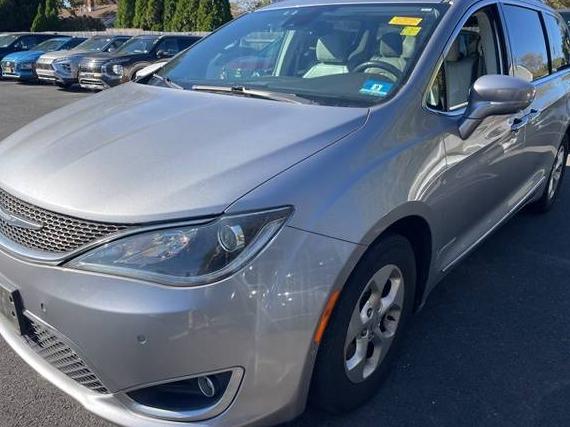 CHRYSLER PACIFICA 2017 2C4RC1EG4HR542651 image
