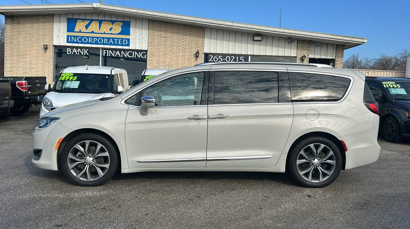 CHRYSLER PACIFICA 2017 2C4RC1GG0HR643022 image