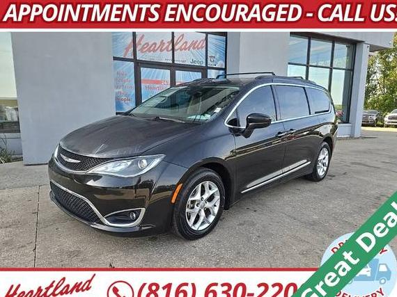 CHRYSLER PACIFICA 2017 2C4RC1BG4HR816113 image