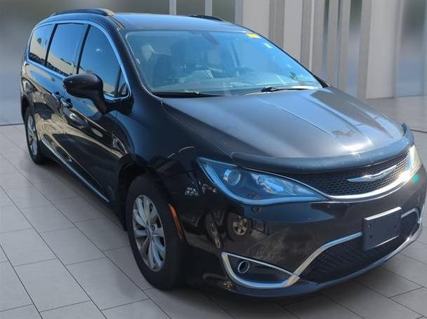 CHRYSLER PACIFICA 2017 2C4RC1BG7HR525461 image