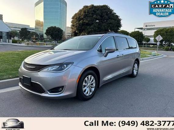 CHRYSLER PACIFICA 2017 2C4RC1BG3HR535646 image