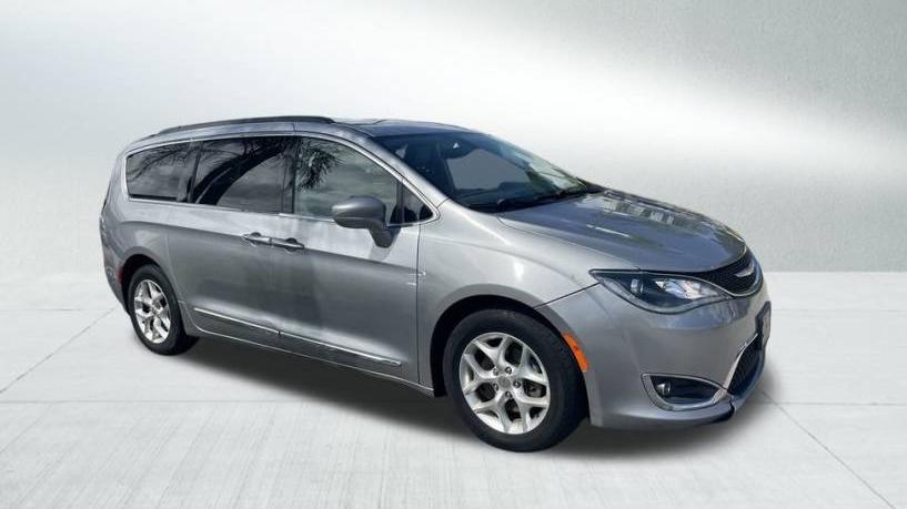 CHRYSLER PACIFICA 2017 2C4RC1BGXHR809599 image