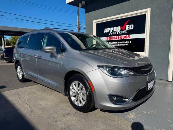 CHRYSLER PACIFICA 2017 2C4RC1BG1HR660693 image