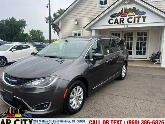 CHRYSLER PACIFICA 2017 2C4RC1BG4HR592969 image