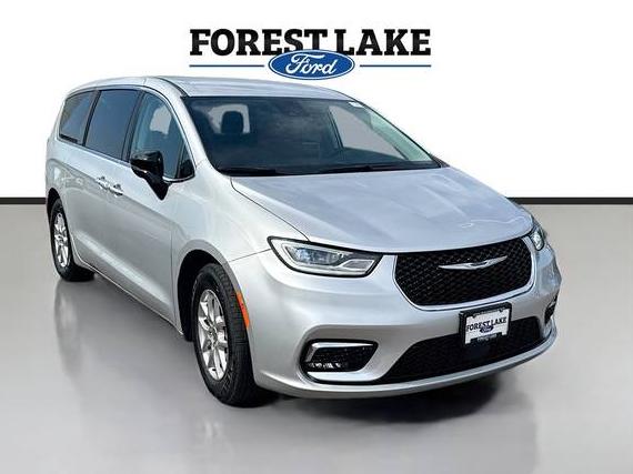 CHRYSLER PACIFICA 2024 2C4RC1BG6RR143570 image CHRYSLER PACIFICA 2024 2C4RC1BG6RR143570 image