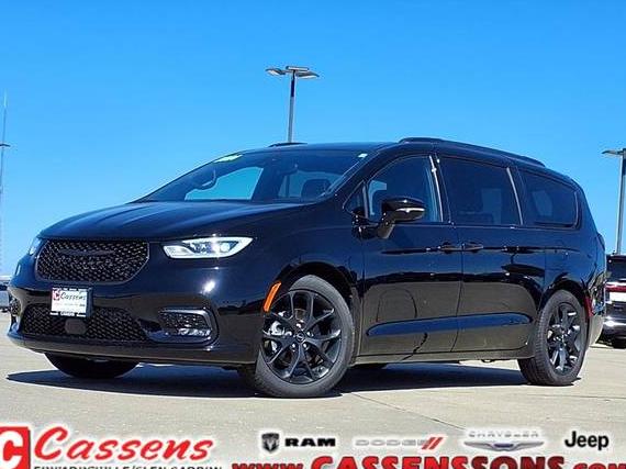 CHRYSLER PACIFICA 2024 2C4RC1BG8RR133817 image CHRYSLER PACIFICA 2024 2C4RC1BG8RR133817 image