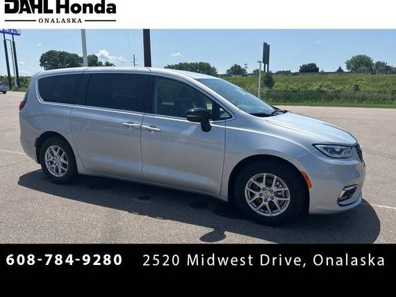 CHRYSLER PACIFICA 2024 2C4RC1BG3RR133286 image