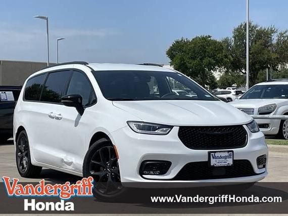 CHRYSLER PACIFICA 2024 2C4RC1BG4RR113578 image