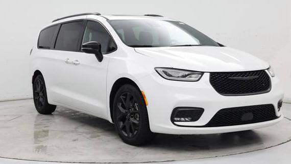 CHRYSLER PACIFICA 2024 2C4RC1BG4RR117050 image