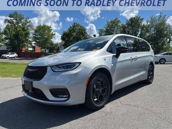 CHRYSLER PACIFICA 2024 2C4RC1S77RR137891 image