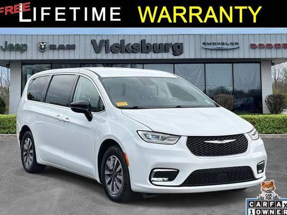 CHRYSLER PACIFICA 2024 2C4RC1S75RR153605 image