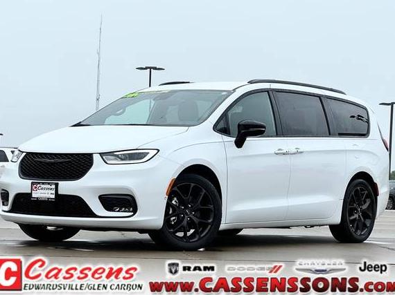 CHRYSLER PACIFICA 2024 2C4RC1BG1RR110850 image