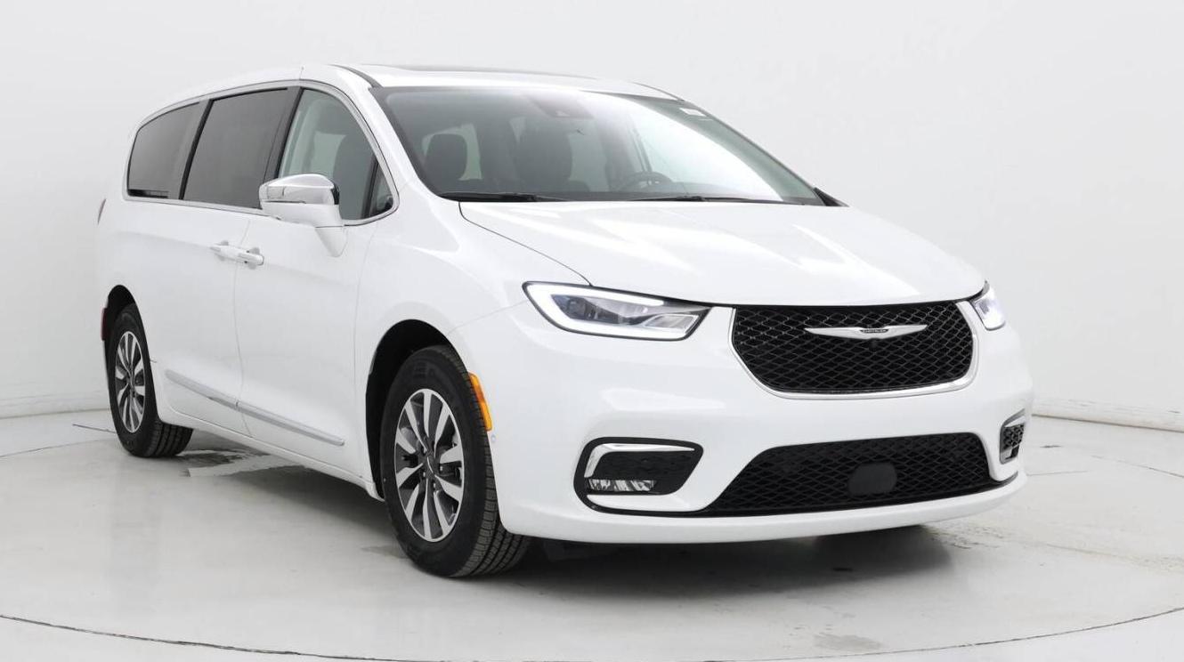 CHRYSLER PACIFICA 2022 2C4RC1S79NR105616 image