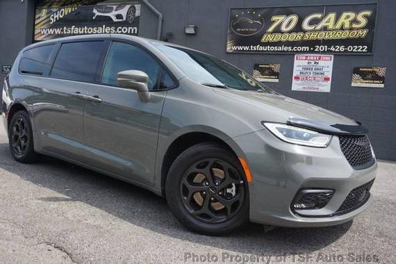 CHRYSLER PACIFICA 2022 2C4RC1L74NR134777 image