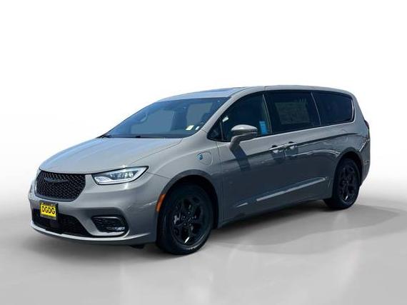 CHRYSLER PACIFICA 2022 2C4RC1S78NR137165 image