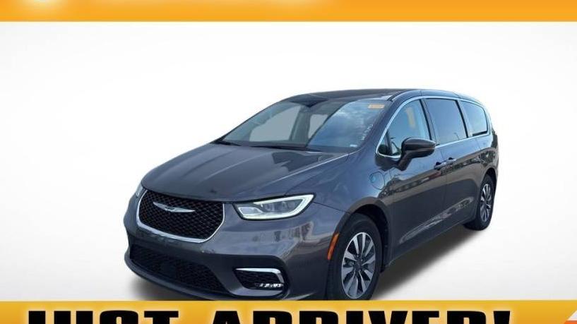 CHRYSLER PACIFICA 2022 2C4RC1L7XNR119040 image