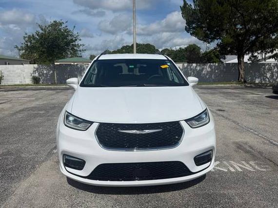CHRYSLER PACIFICA 2022 2C4RC1BG1NR126444 image