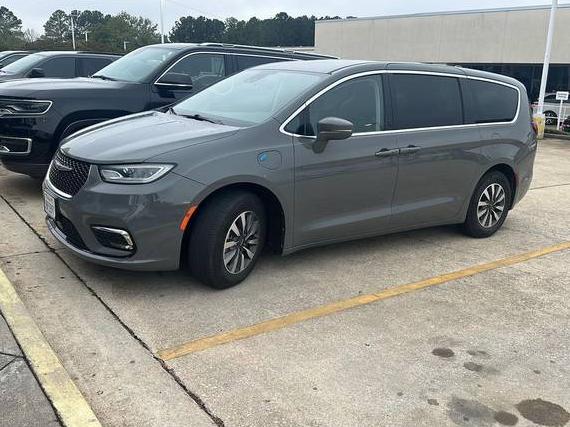 CHRYSLER PACIFICA 2022 2C4RC1L76NR167134 image