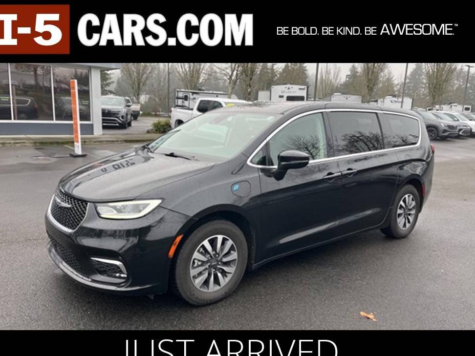 CHRYSLER PACIFICA 2022 2C4RC1L71NR164156 image