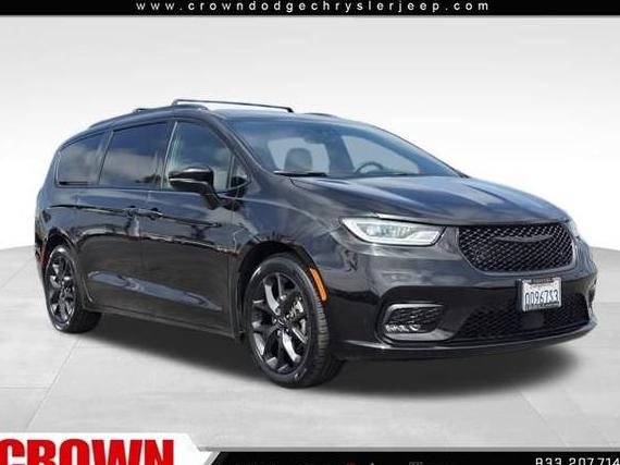 CHRYSLER PACIFICA 2022 2C4RC1BG3NR232250 image