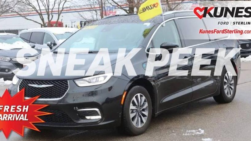 CHRYSLER PACIFICA 2022 2C4RC1L73NR127299 image