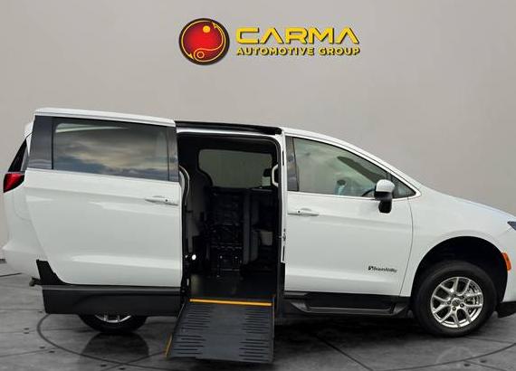 CHRYSLER PACIFICA 2022 2C4RC1CG2NR103821 image