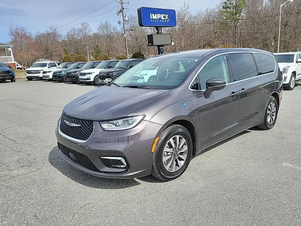 CHRYSLER PACIFICA 2022 2C4RC1L74NR144905 image