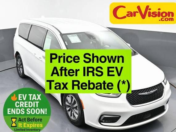 CHRYSLER PACIFICA 2022 2C4RC1L78NR129730 image