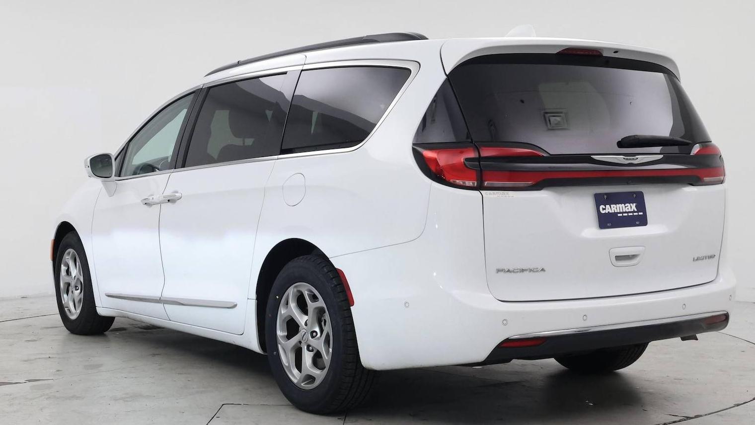 CHRYSLER PACIFICA 2022 2C4RC1GG6NR233305 image