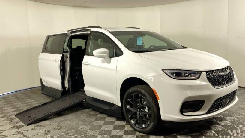 CHRYSLER PACIFICA 2022 2C4RC1BG9NR110119 image