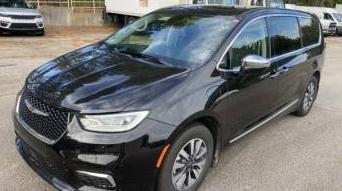 CHRYSLER PACIFICA 2022 2C4RC1S71NR138030 image