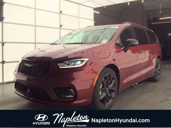 CHRYSLER PACIFICA 2025 2C4RC1GGXSR525454 image