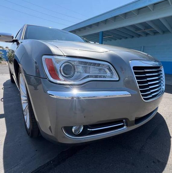 CHRYSLER 300C 2011 2C3CA6CT1BH580705 image