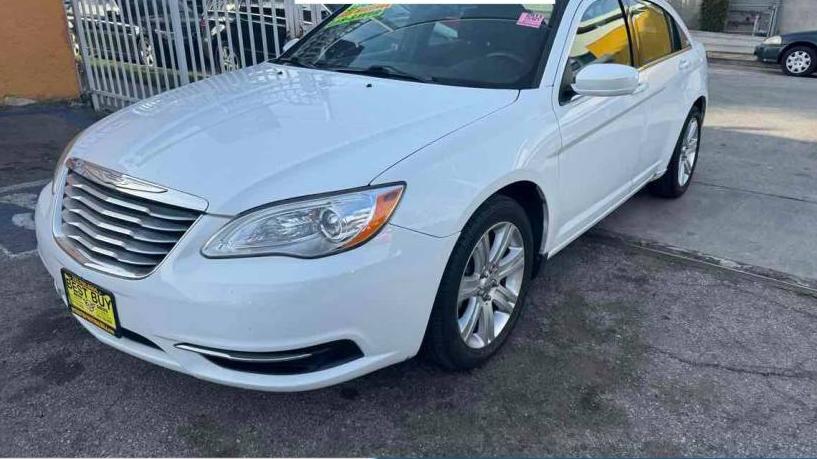 CHRYSLER 200 2011 1C3BC4FB2BN617829 image