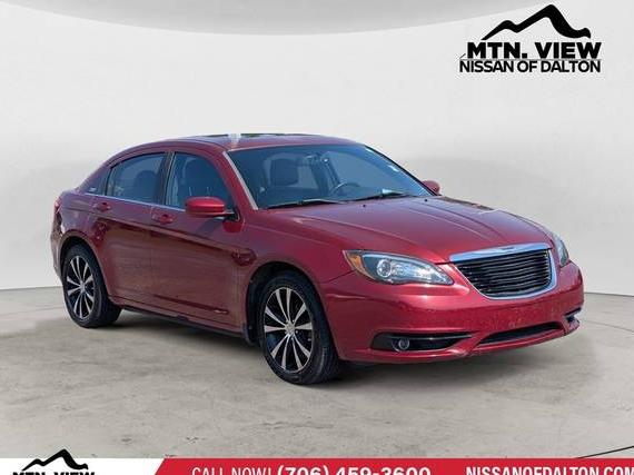 CHRYSLER 200 2011 1C3BC8FG2BN566982 image