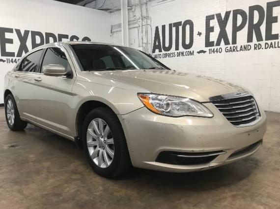 CHRYSLER 200 2013 1C3CCBBB9DN614783 image