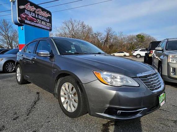 CHRYSLER 200 2013 1C3CCBCG1DN738492 image