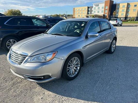 CHRYSLER 200 2013 1C3CCBCG4DN520661 image