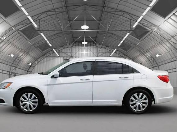 CHRYSLER 200 2014 1C3CCBBG6EN114500 image