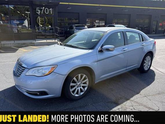 CHRYSLER 200 2014 1C3CCBCG5EN125356 image
