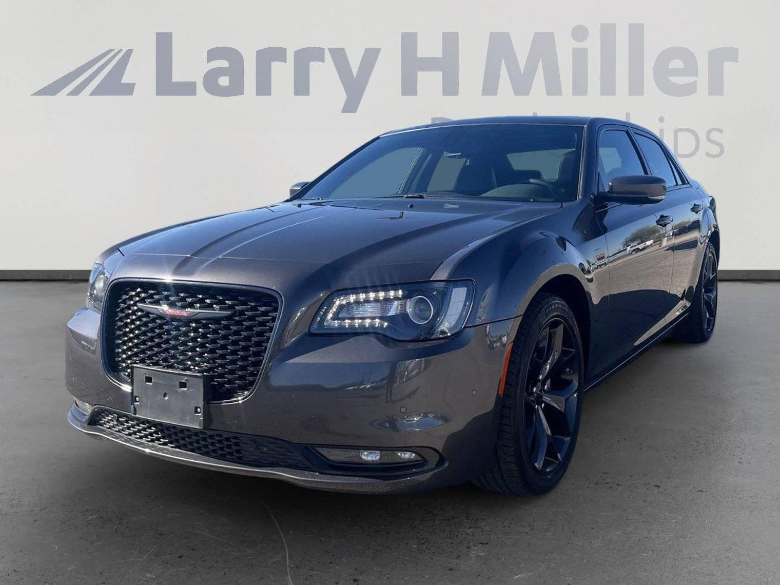 CHRYSLER 300 2023 2C3CCABG5PH537655 image